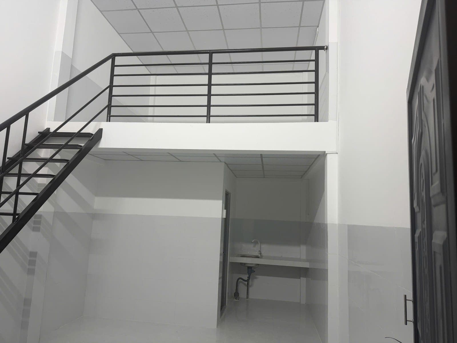 Phòng trọ Nhà Trọ Tháng MMO có gác lửng và khu bếp riêng